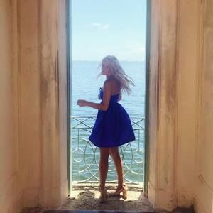 Meet your Posher, Stephanie